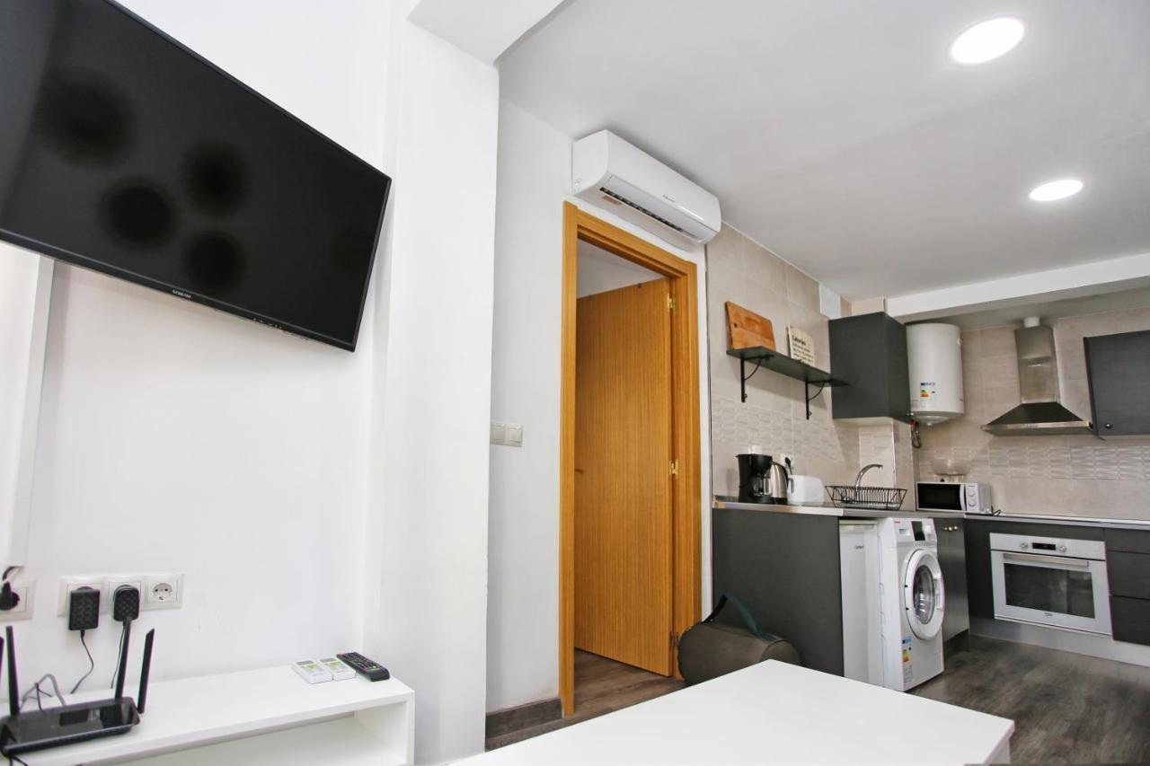 Apartament Apartamento En Calle Mendoza - Zona Huelin & 300 Mts De La Playa Malaga Zewnętrze zdjęcie